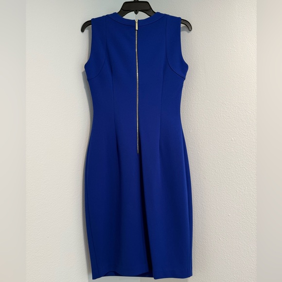 Blue dress - Picture 3 of 7